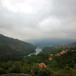 Casa Da Ramada - Water Tank With Running Natural Spring Water - By Bedzy * Braga